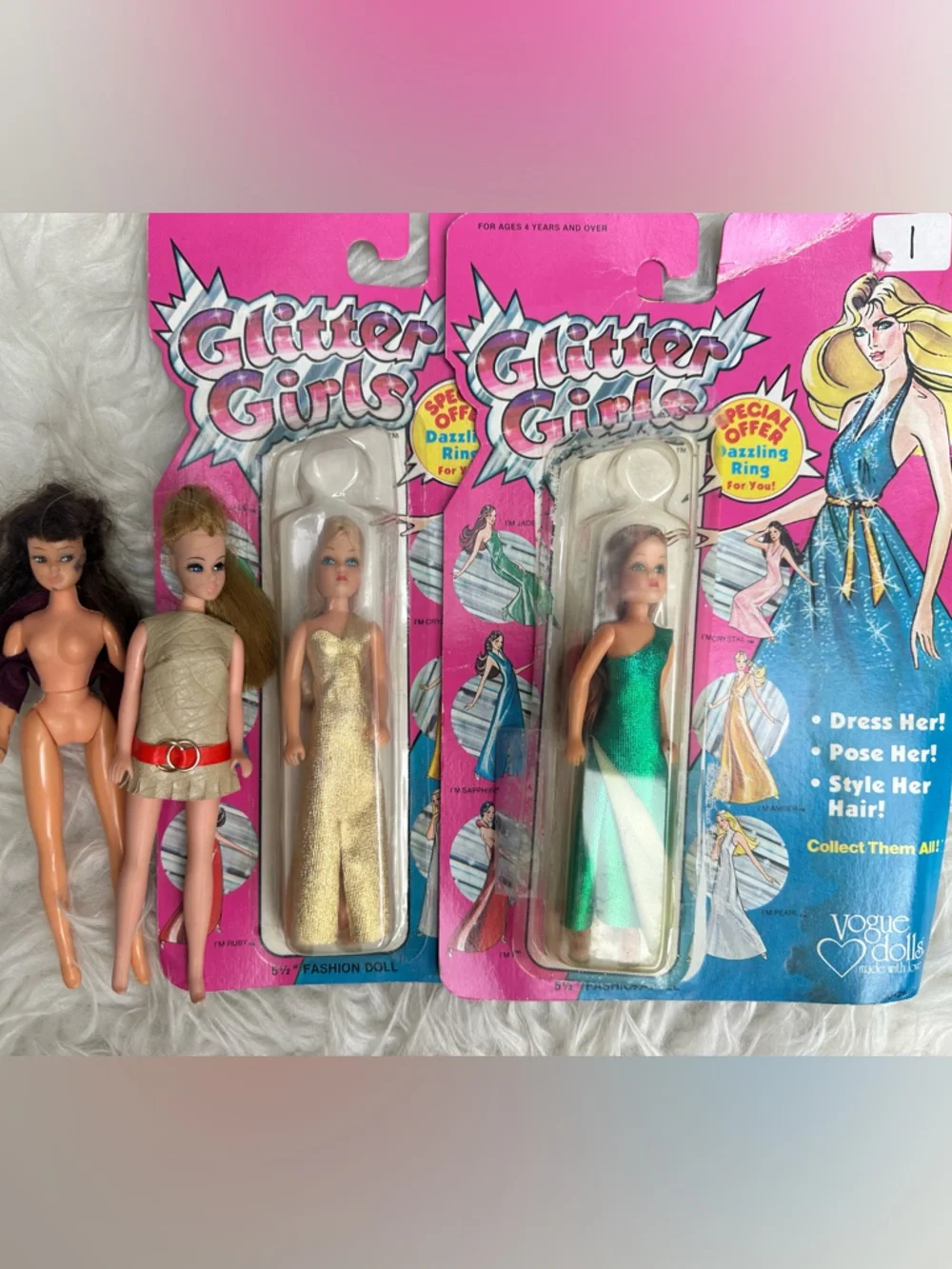 Vintage 1970 Dawn Doll  & vogue glitter girls